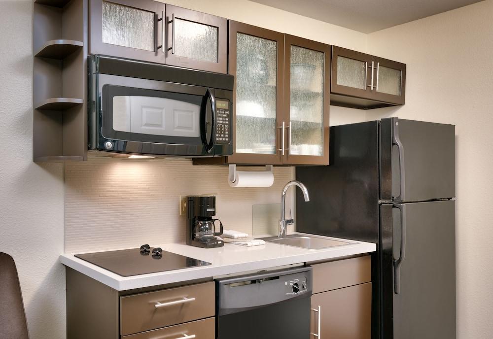 Candlewood Suites Plano East By Ihg Exterior photo