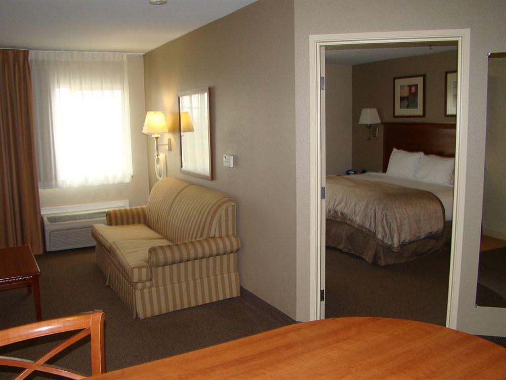 Candlewood Suites Plano East By Ihg Exterior photo